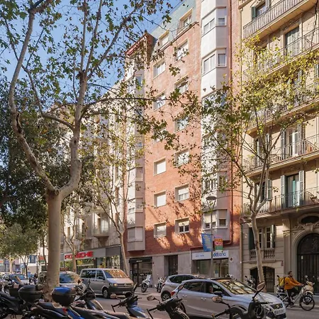Apartment Guestready - Calle Paris En Corazon Barcelona