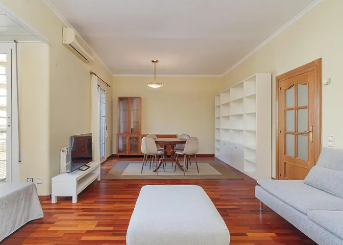 Apartamento Guestready - Calle Paris En Corazon Barcelona