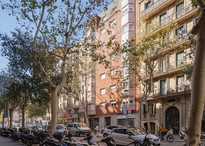 Apartamento Guestready - Calle Paris En Corazon Barcelona